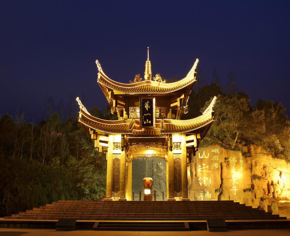 Shuxiang Hotel Mount Emei Емейшань Екстер'єр фото